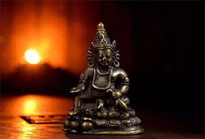 用修行的态度，体验珍藏的不同 | 管孟龘藏首拍（上）